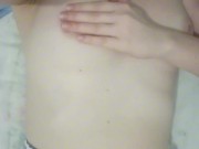 Solita frente al espejo sin decir nada 4/16