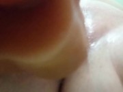 Petite mojada disfrutando cada caricia lenta 8/16