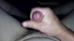 Masturbe (393) with one testicle