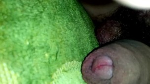 Masturbe (418) with one testicle