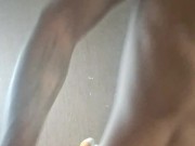 Me pongo cachondo y me masturbo asta correrme 8/16