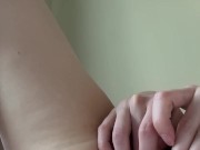 Проталкиваю тампон в узкую маленькую киску - Screenshot 14 of 16 - Russian Homemade