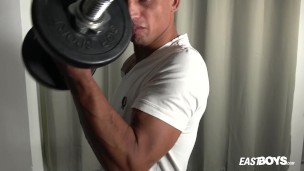Showing off hot muscular body of gypsy boy Ignacio Ramos