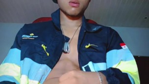 I cum without touching myself