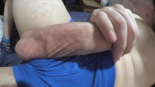 HUGE MONSTER COCK BIG CUMSHOTS!