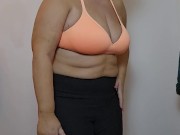 Curvy BBW on vibration plate spanking and 💦 1/16