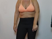 Curvy BBW on vibration plate spanking and 💦 2/16