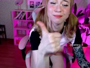 Ein lebenslustiges, informelles Mädchen beschloss, mit ihrem Abonnenten Spaß zu haben, als er sie zu 13/16