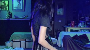Rawrr... Me dressed as female