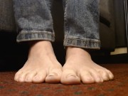 Toe Fetish Curled Spread Wiggling Closeup Toe Fist SFW 8/16