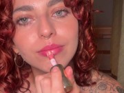 Mis labios con brillo 11/16