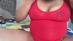 BEAUTY WITH A NICE ASS AND BIG TITS MASTURBATES PASSIONATELY