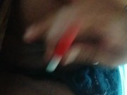 En clases delante del maestro me masturbo sin que los demás de la clase se den cuenta 15/16