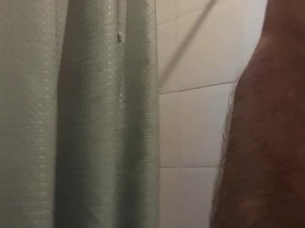 Shower with the Sparks be like this!