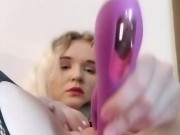 Vibrating pussy very hard 10/16
