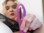 Vibrating pussy very hard 3/16