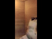 In the sauna everything got hotter. En el sauna todo se calentaba mas 12/16