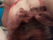 Me encanta sentir la verga golpeando mi garganta 10/16