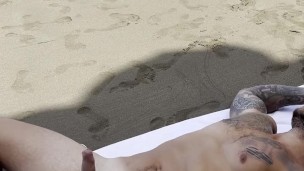 BIG COCK EXHIBITION🔥in the PUBLIC BEACH