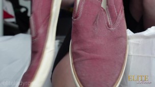 worn shoes from my bbc man  gedragen schoenen donkere man