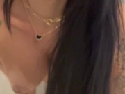 Morena gostosa tira lingerie, brinca com a buceta e goza no final, masturbação solo - Drii Cordeiro 3/16