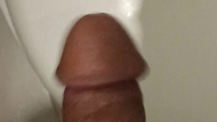 MI ESPOSO SE LA JALA Y SE CORRE PORQUE NO LLEGUE A TIEMPO