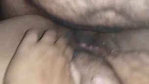 KomiaCris abrindo a buceta cabeluda