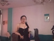 Soy puro fuego, y no me detengo hasta que termines rendido de placer. ¿Quieres verme hacerlo todo? 6/16