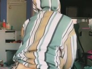 Petite slut with bubble butts do it best.😳 16/16