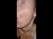 ripago il commesso delle fotocopie facendo la puttanella e mi sborra in faccia 14/16