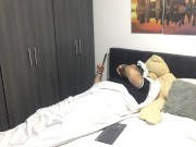 My horny stepdaughter masturbates in front of me and makes a video 7/16