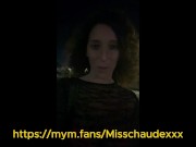 🇫🇷 Misschaudexxx, Promenade dans la rue avec plug anal lumineux, baise avec un inconnu et creampie 5/16