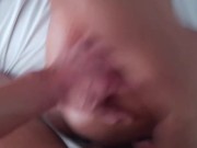 ELLA SE MASTURBA, EL LA FOLLA DURO Y ELLA GIME DE PLACER 12/16