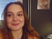 Je voulais juste faire une felation mais finalement il me baise sans capote 1/16