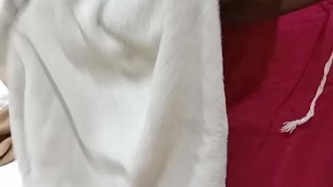 Tamil Cuck Xem Bull Vắt Boobs Desi & Chơi Nipple
