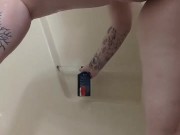 Oiled in the tub orgasms 9/16