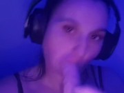 Dildo sucking 16/16