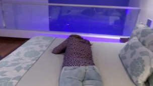 Real cuckold husband, my wife dresses to go to the motel with her boss.