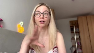 How to introduce your (femdom) kink to your partner