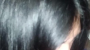 PRIMER PLANO: Mamada lenta y sensual con labios grandes