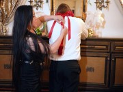 Dominatrix Mara Unboxes BDSM Collar Accessories from UPKO 15/16