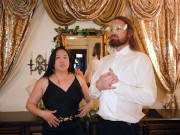 Dominatrix Mara Unboxes BDSM Collar Accessories from UPKO 7/16