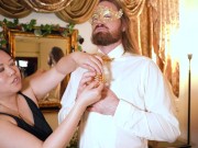 Dominatrix Mara Unboxes BDSM Collar Accessories from UPKO 8/16