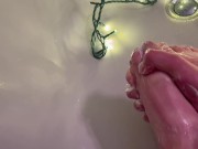 My little feet getting massaged 😊 JUST TURNED 18 YAYYY 12/16