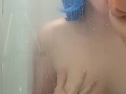 Petite con pantie de encaje jugando sola 5/16