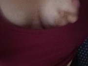 Ella se exita con solo tocar sus grandes tetas 8/16