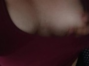 Ella se exita con solo tocar sus grandes tetas 9/16