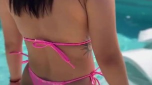 Super Hot Poolside Fun With Brunette Latina Teen Melztube