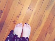 Meet my feet 💜 my piggies 🐽 💕☺️ 3/16