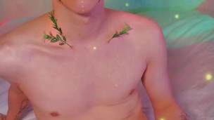 HORNY FOREST ELF has foot fetish